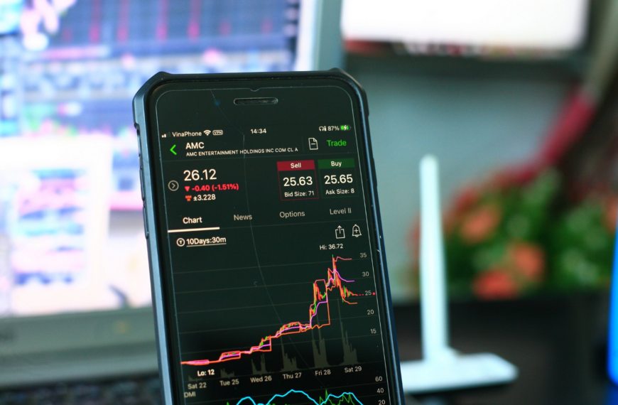 How to invest in stocks with the Trader tier?